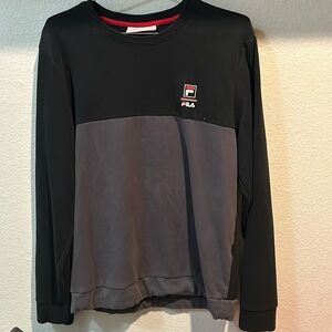Gray and black sweatshirt by Fila. Size M